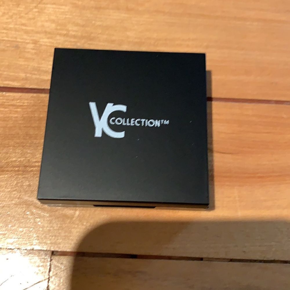 YC Collection eye shadow collection. New. - Picture 3 of 3